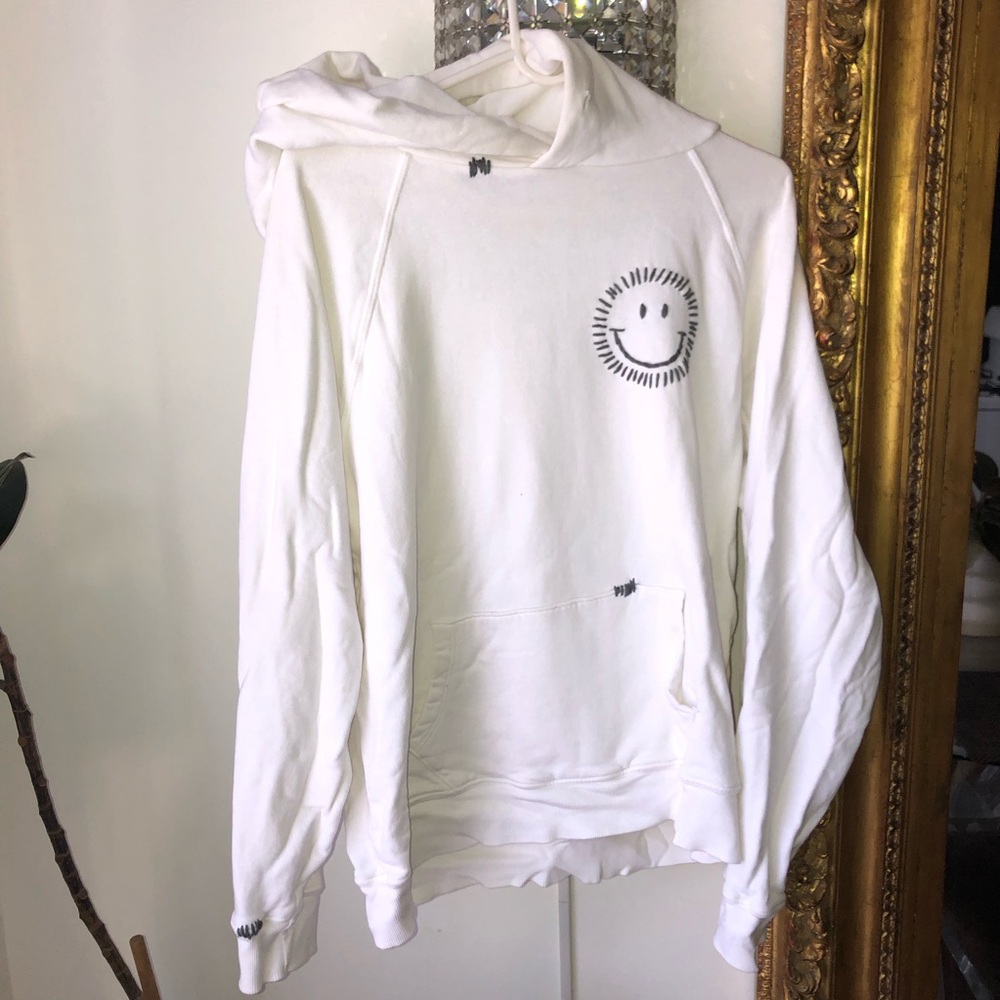I stole my boyfriend’s shirt ISMBS cotton White Smiley Face Hoodie  size M